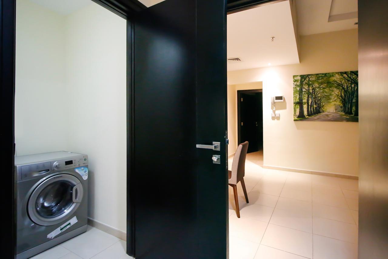 Rh- Skyview Tower, Marina, Spacious 1br Apartment Dubai